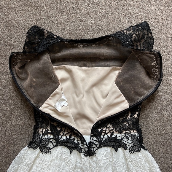 Mikael Aghal Black White Lace Evening Gown Wedding Floor Length Dress Women’s 4 - Picture 7 of 15